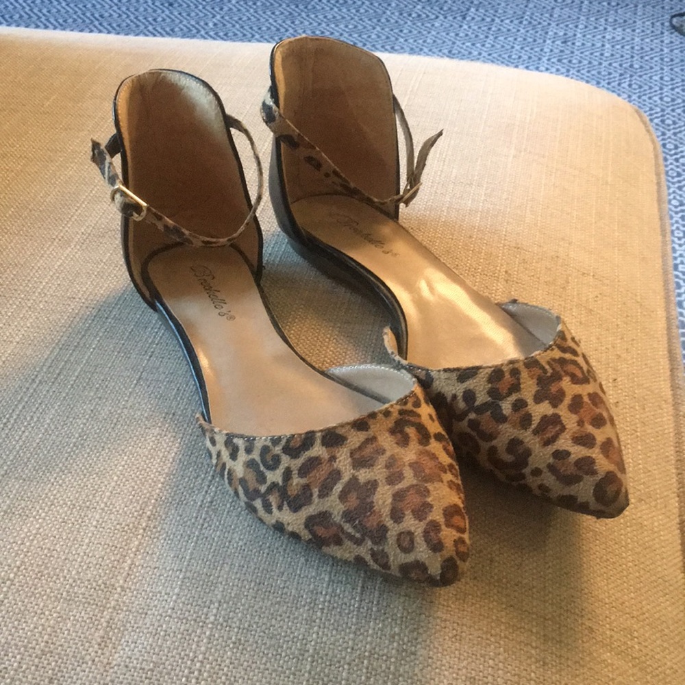 Leopard print flats
